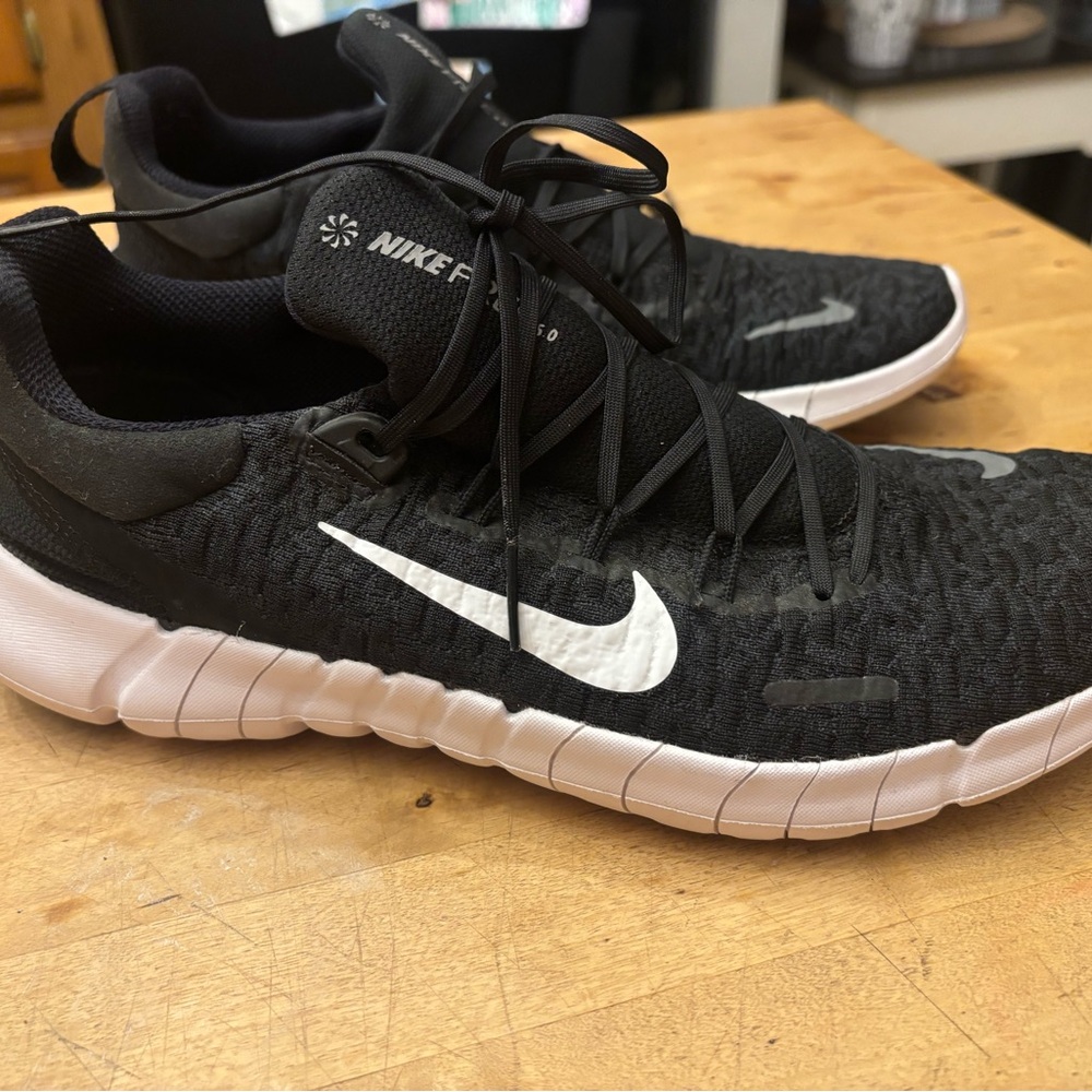Nike Black Athletic Sneakers with White Accents